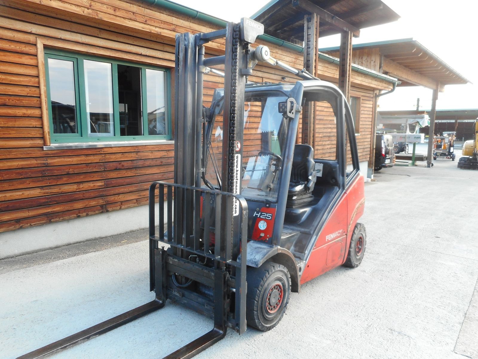 Frontstapler του τύπου Linde H25D mit SS + LS + Halbkab., Gebrauchtmaschine σε St. Nikolai ob Draßling (Φωτογραφία 2)