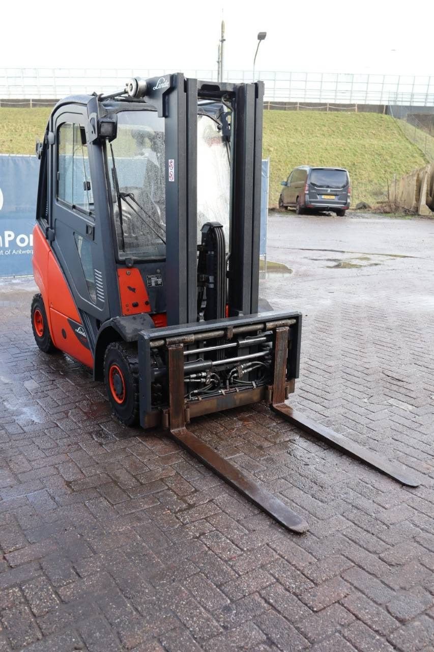 Frontstapler van het type Linde H25D, Gebrauchtmaschine in Antwerpen (Foto 8)
