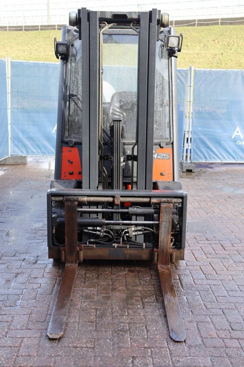 Frontstapler van het type Linde H25D, Gebrauchtmaschine in Antwerpen (Foto 9)