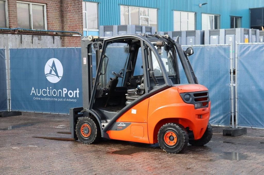 Frontstapler van het type Linde H25D, Gebrauchtmaschine in Antwerpen (Foto 4)