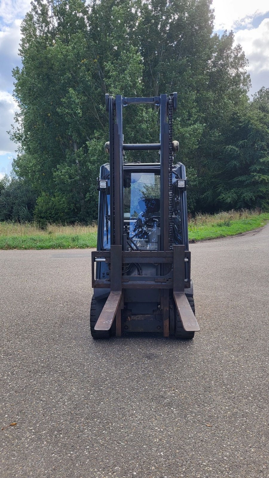 Frontstapler des Typs Linde H25D, Gebrauchtmaschine in Noordhoek (Moerdijk) (Bild 8)