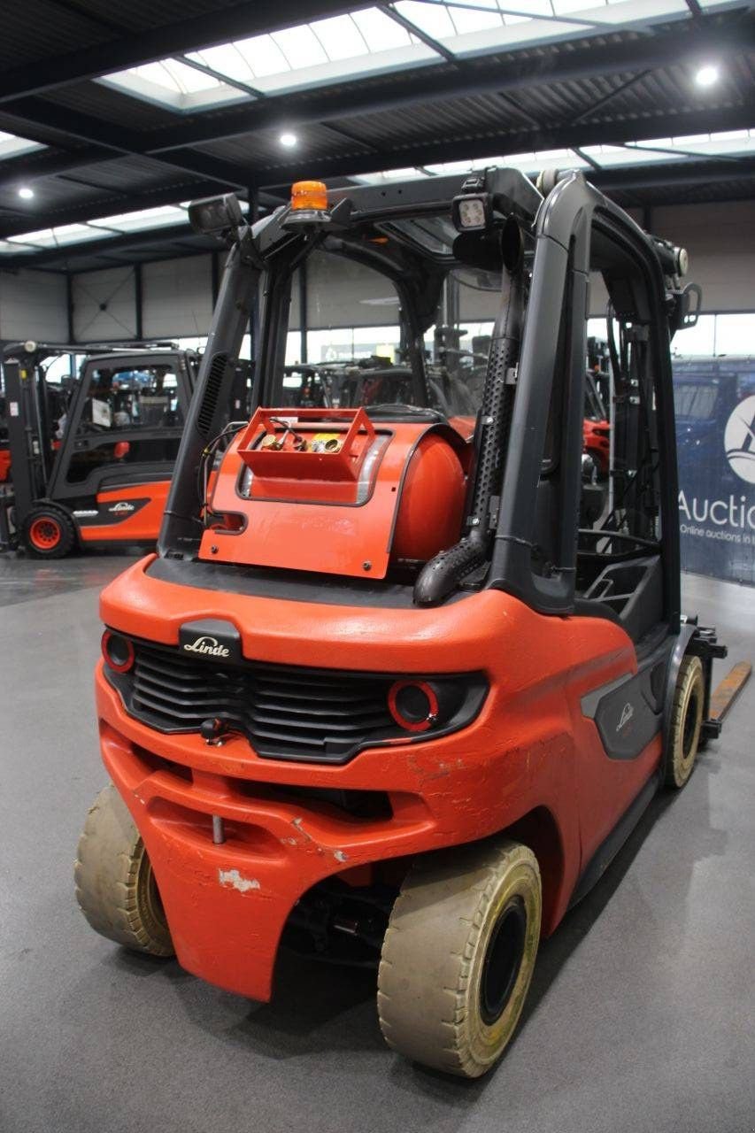 Frontstapler tipa Linde H25T-01, Gebrauchtmaschine u Antwerpen (Slika 5)