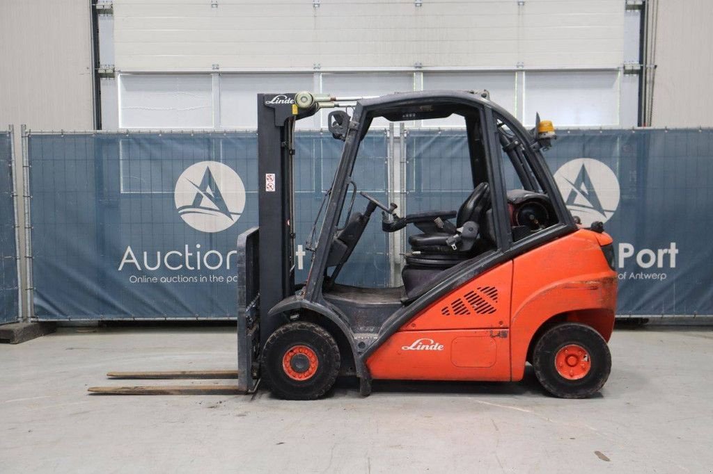 Frontstapler του τύπου Linde H25T-01, Gebrauchtmaschine σε Antwerpen (Φωτογραφία 2)
