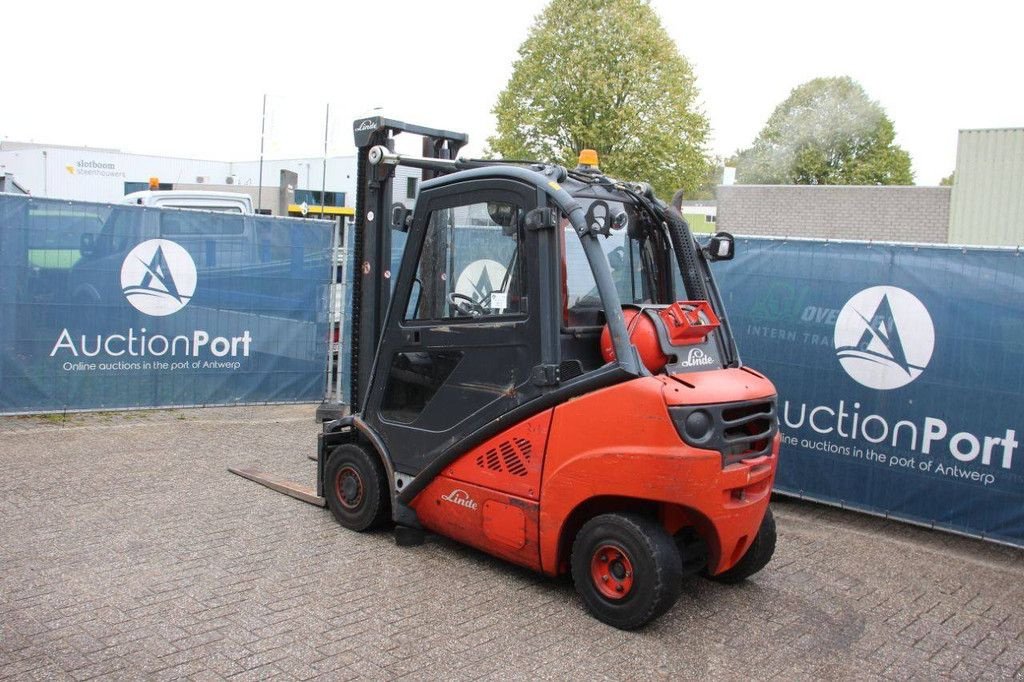 Frontstapler del tipo Linde H25T-01, Gebrauchtmaschine en Antwerpen (Imagen 3)