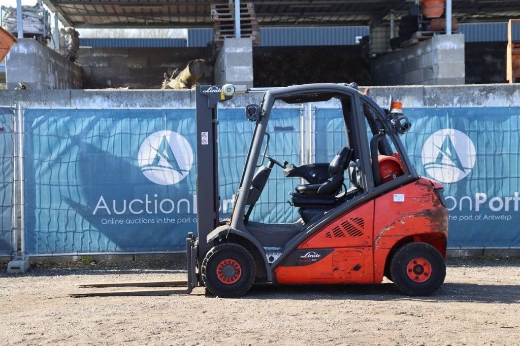 Frontstapler of the type Linde H25T-02, Gebrauchtmaschine in Antwerpen (Picture 2)