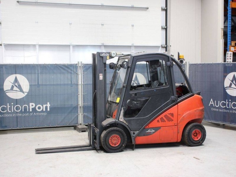 Frontstapler от тип Linde H25T-02, Gebrauchtmaschine в Antwerpen (Снимка 1)