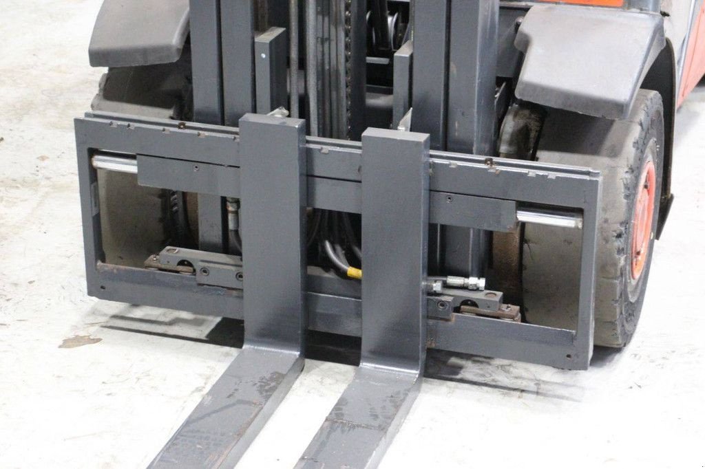 Frontstapler tip Linde H25T-02, Gebrauchtmaschine in Antwerpen (Poză 11)