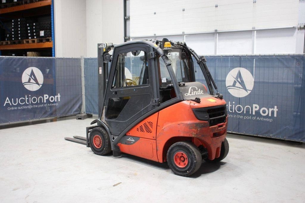 Frontstapler tip Linde H25T-02, Gebrauchtmaschine in Antwerpen (Poză 3)