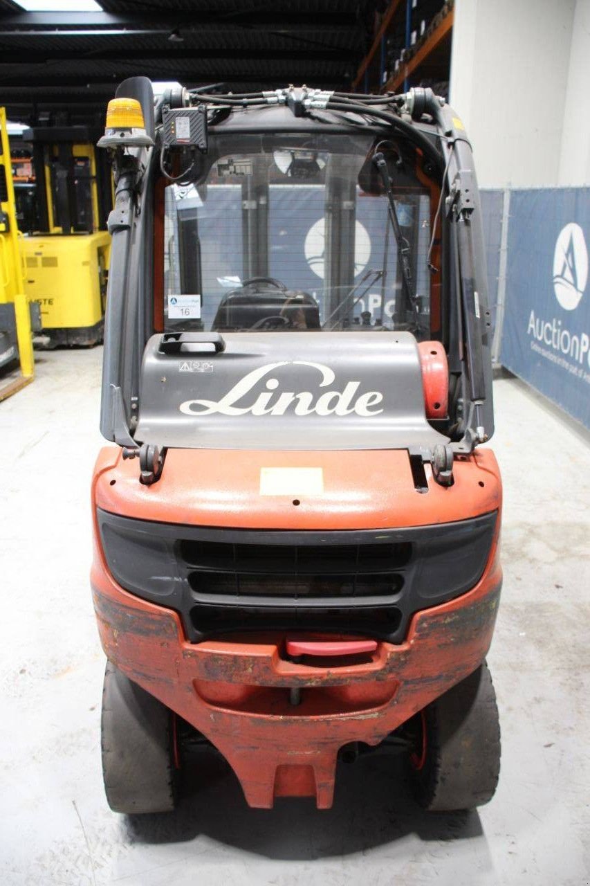 Frontstapler tip Linde H25T-02, Gebrauchtmaschine in Antwerpen (Poză 4)