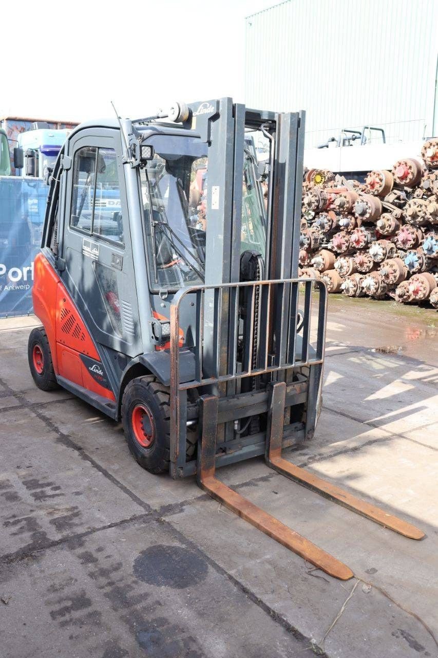 Frontstapler tipa Linde H25T-02, Gebrauchtmaschine u Antwerpen (Slika 8)