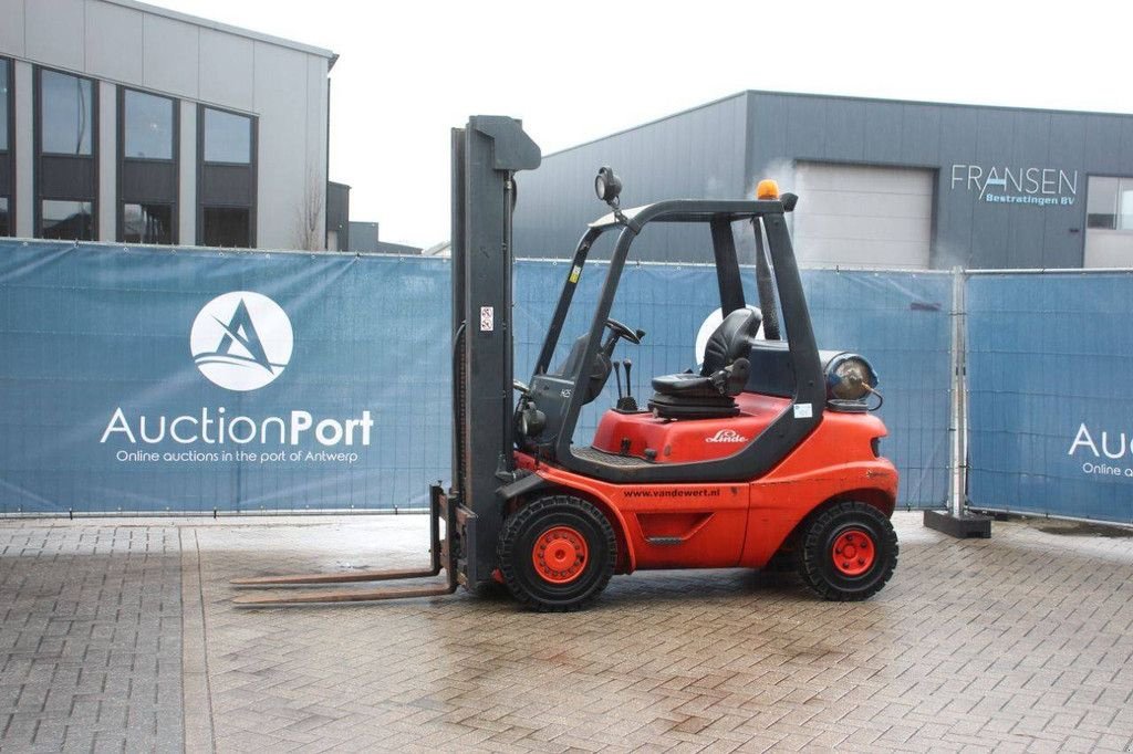 Frontstapler tip Linde H25T-03, Gebrauchtmaschine in Antwerpen (Poză 1)