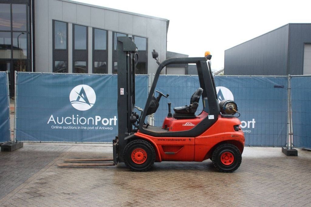 Frontstapler tip Linde H25T-03, Gebrauchtmaschine in Antwerpen (Poză 2)