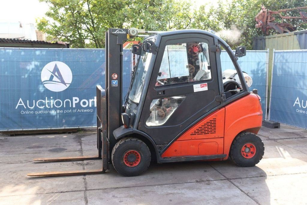 Frontstapler typu Linde H25T, Gebrauchtmaschine v Antwerpen (Obrázek 1)