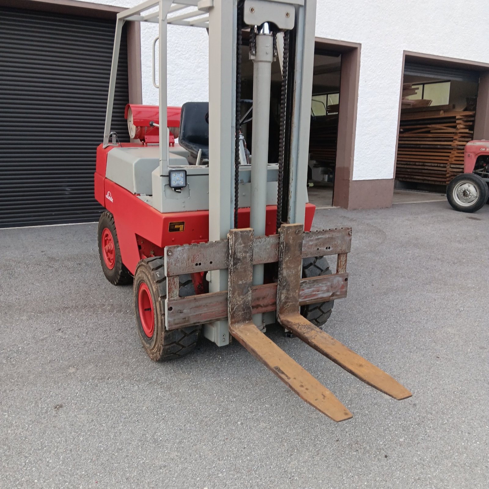 Frontstapler of the type Linde H30, Gebrauchtmaschine in Oberneukirchen (Picture 2)