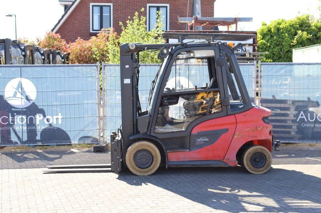 Frontstapler типа Linde H30D-01, Gebrauchtmaschine в Antwerpen (Фотография 2)