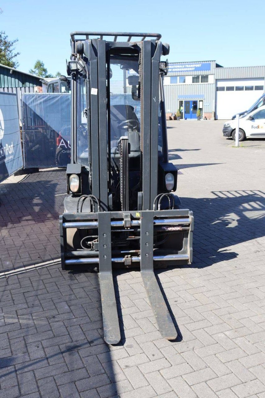 Frontstapler типа Linde H30D-01, Gebrauchtmaschine в Antwerpen (Фотография 10)