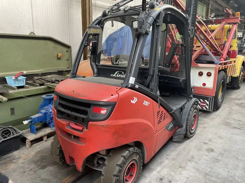 Frontstapler of the type Linde H30D-02 Special Sideshift !! 4047 Uhr !!, Gebrauchtmaschine in Kerkrade (Picture 3)