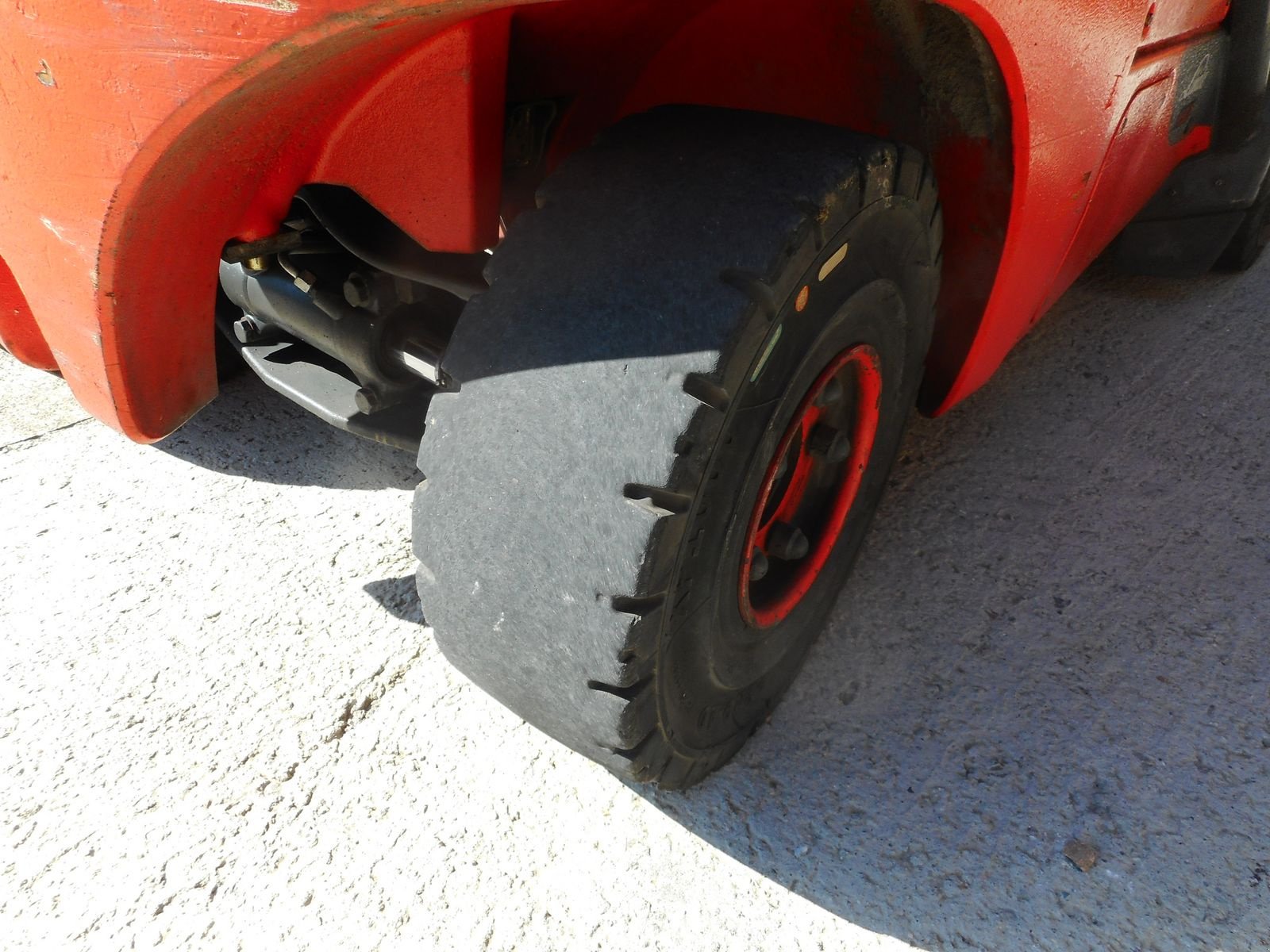 Frontstapler del tipo Linde H30D-02 Triplex 5,5m + SS + Halbkabine, Gebrauchtmaschine In St. Nikolai ob Draßling (Immagine 17)