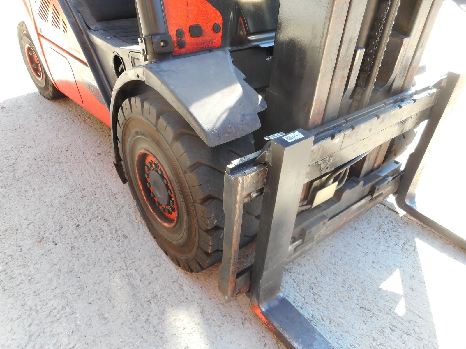 Frontstapler del tipo Linde H30D-02 Triplex 5,5m + SS + Halbkabine, Gebrauchtmaschine In St. Nikolai ob Draßling (Immagine 16)