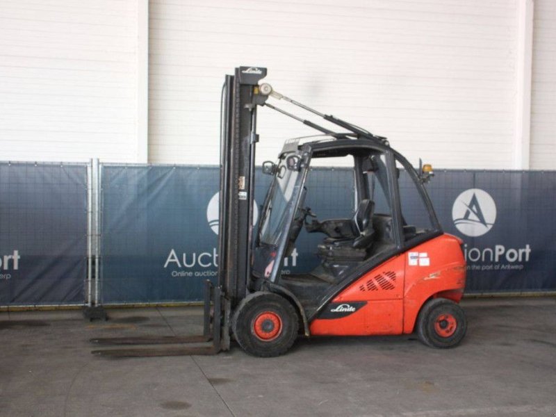 Frontstapler от тип Linde H30D-02, Gebrauchtmaschine в Antwerpen (Снимка 1)