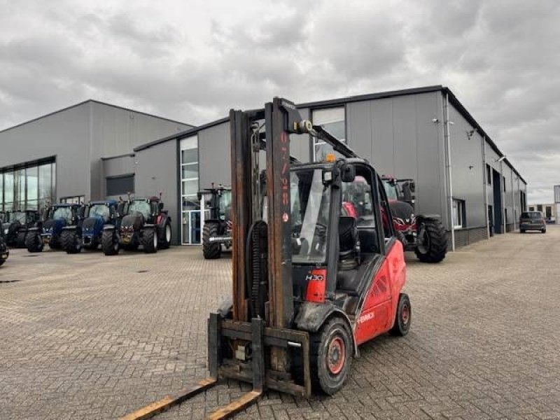 Frontstapler of the type Linde H30d, 5.9m triplo mast, Gebrauchtmaschine in Marknesse (Picture 11)