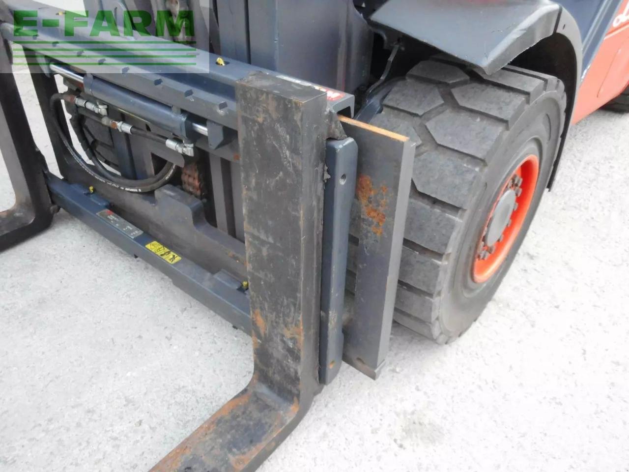 Frontstapler от тип Linde h30d triplex 5,3m + ss, Gebrauchtmaschine в ST. NIKOLAI/DR. (Снимка 10)