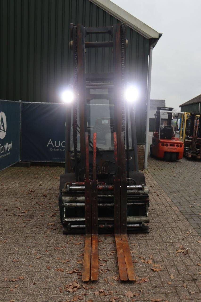 Frontstapler tipa Linde H30D, Gebrauchtmaschine u Antwerpen (Slika 9)