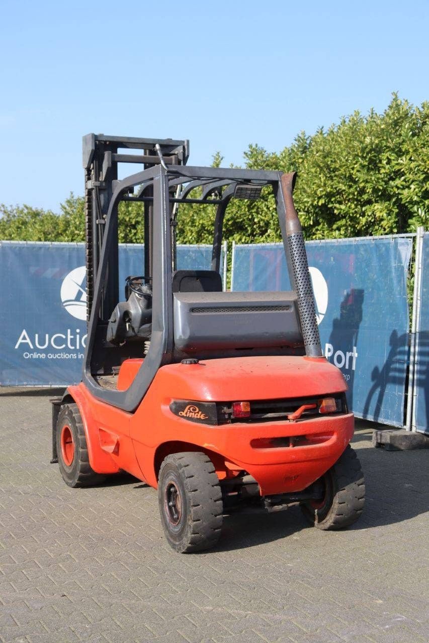 Frontstapler typu Linde H30D, Gebrauchtmaschine v Antwerpen (Obrázek 4)