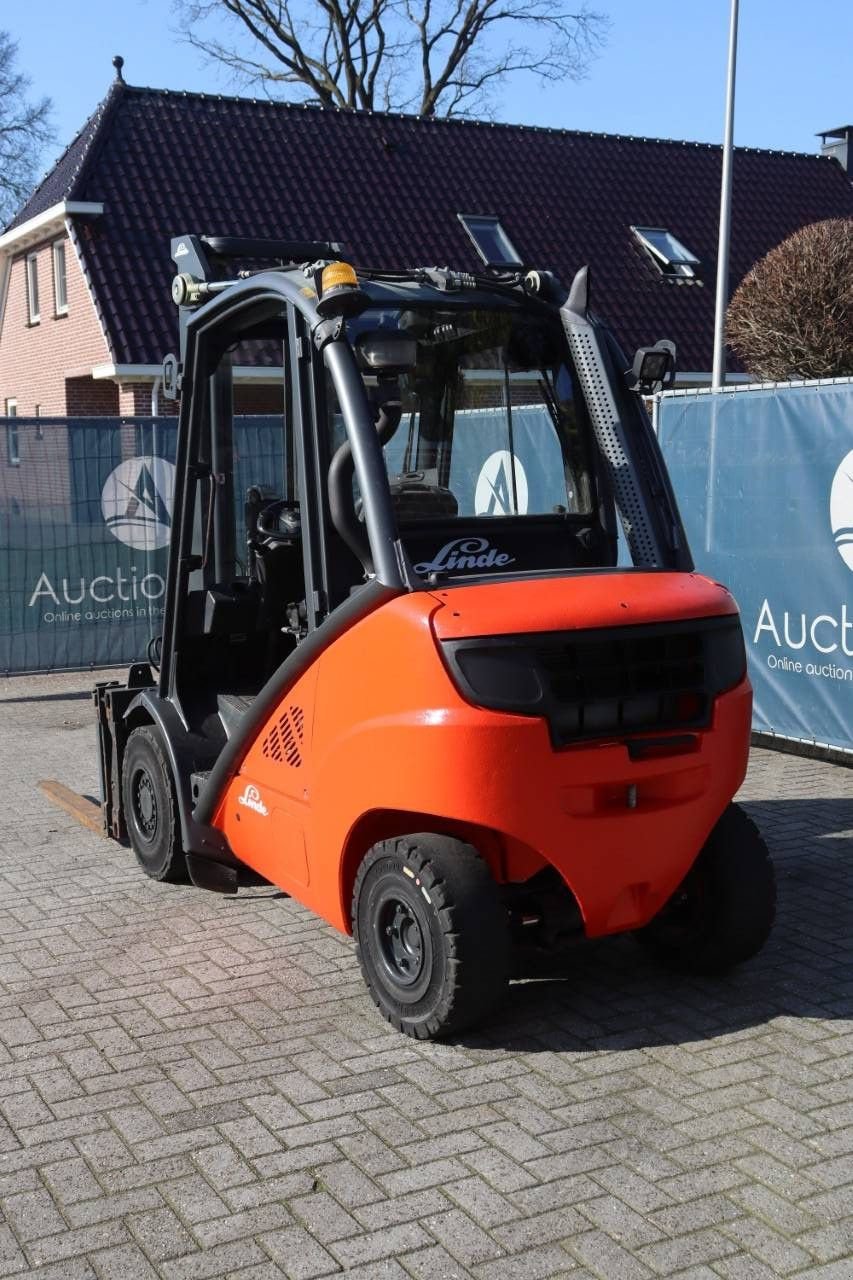 Frontstapler типа Linde H30D, Gebrauchtmaschine в Antwerpen (Фотография 4)