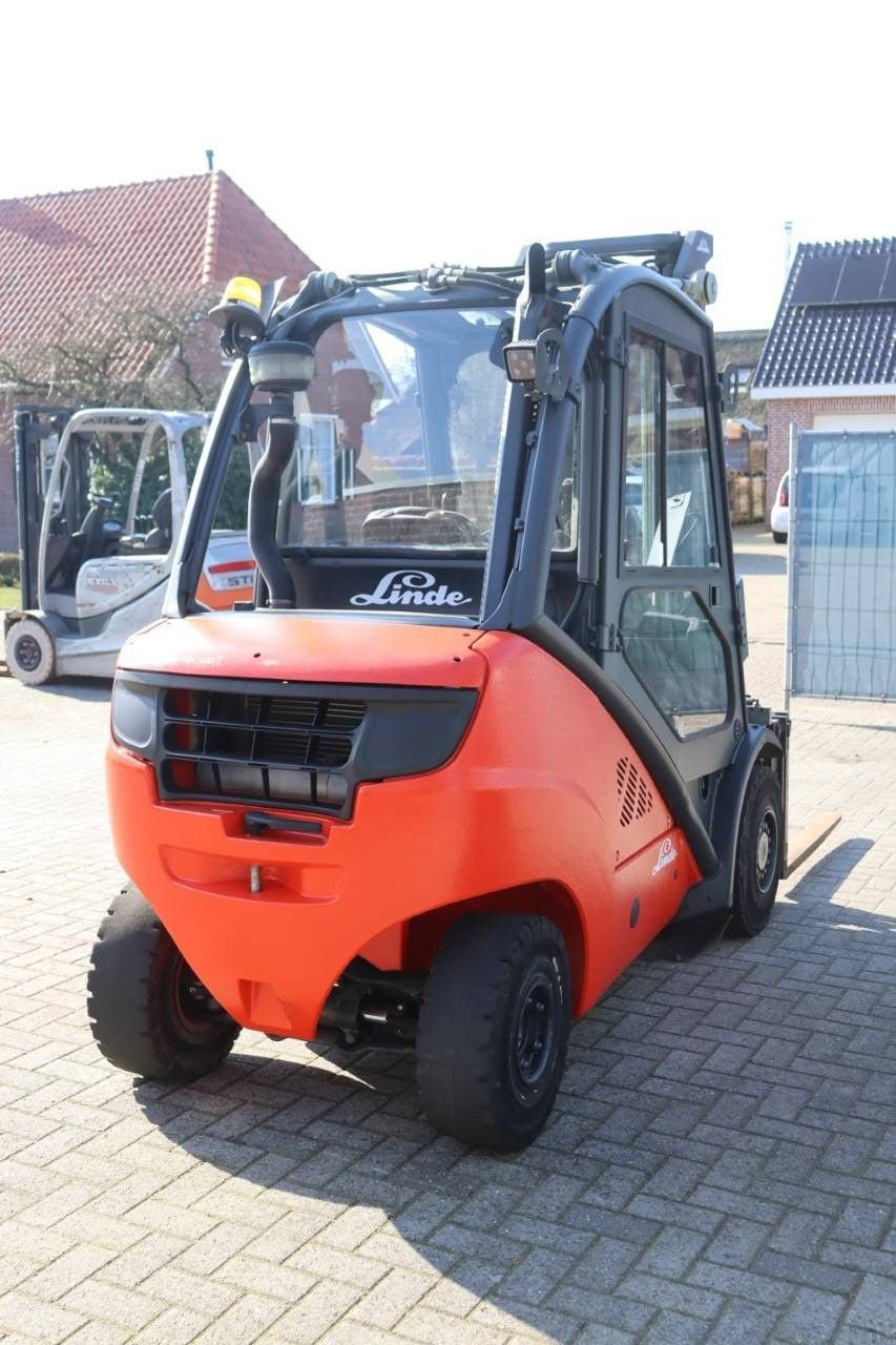 Frontstapler типа Linde H30D, Gebrauchtmaschine в Antwerpen (Фотография 7)