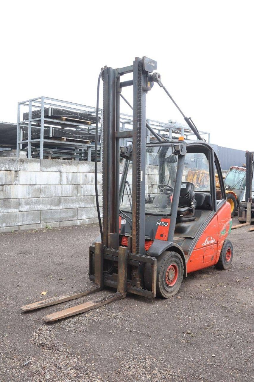Frontstapler van het type Linde H30D, Gebrauchtmaschine in Antwerpen (Foto 10)