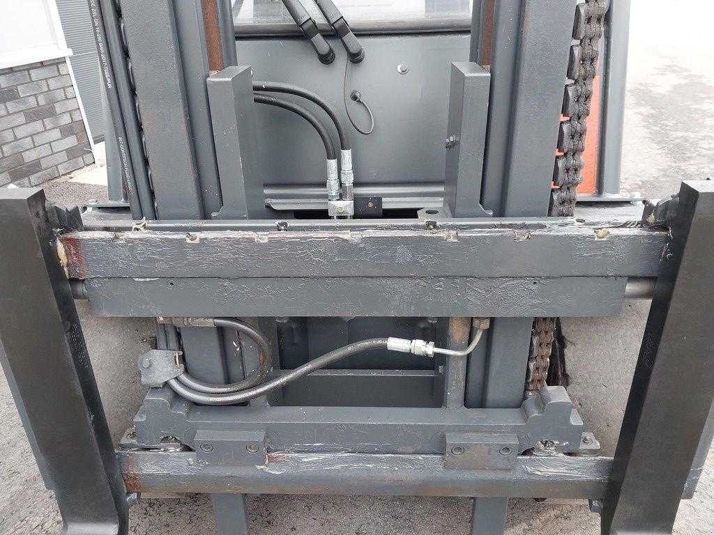 Frontstapler van het type Linde H30D, Gebrauchtmaschine in Swifterbant (Foto 11)