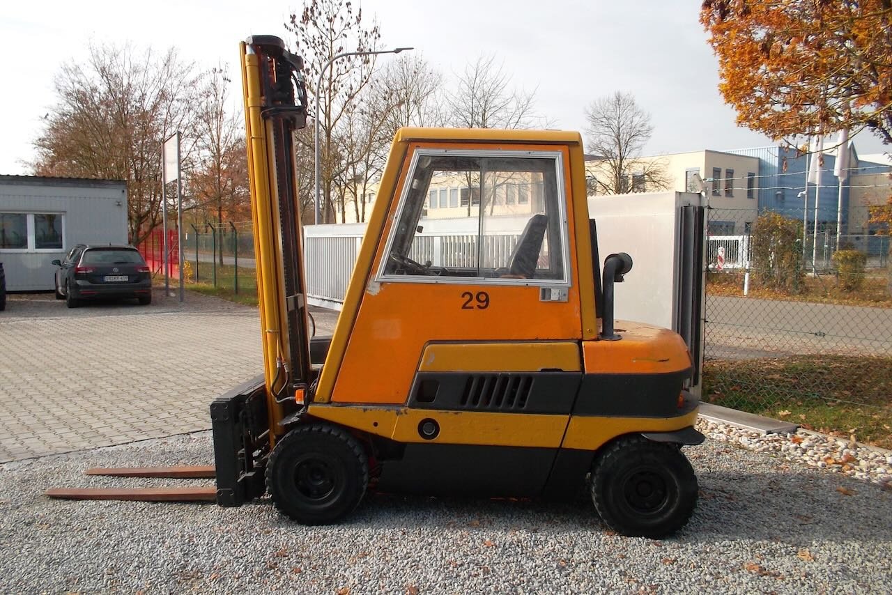 Frontstapler a típus Linde H30D, Gebrauchtmaschine ekkor: Salching (Kép 1)