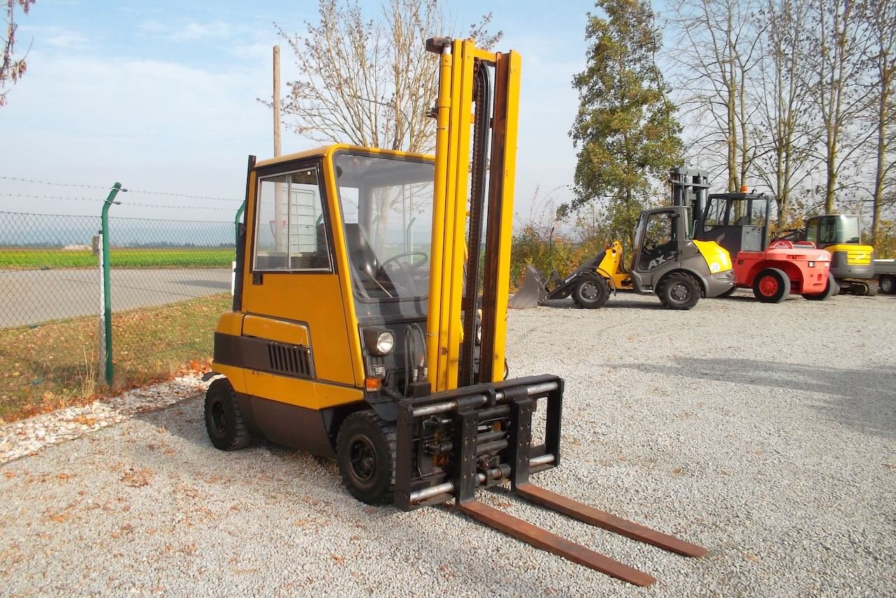 Frontstapler a típus Linde H30D, Gebrauchtmaschine ekkor: Salching (Kép 4)