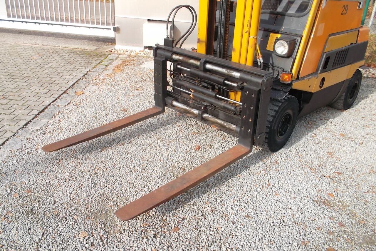 Frontstapler a típus Linde H30D, Gebrauchtmaschine ekkor: Salching (Kép 9)