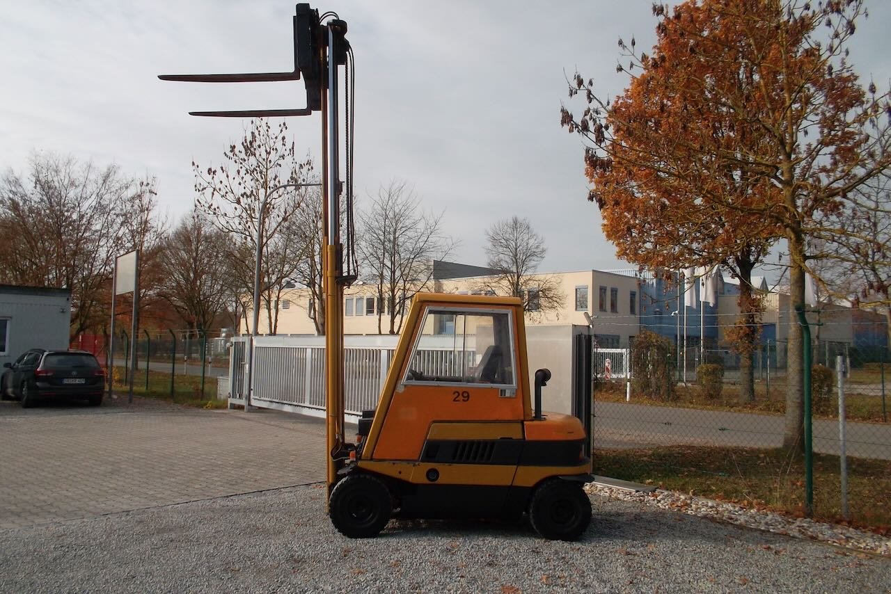 Frontstapler a típus Linde H30D, Gebrauchtmaschine ekkor: Salching (Kép 10)