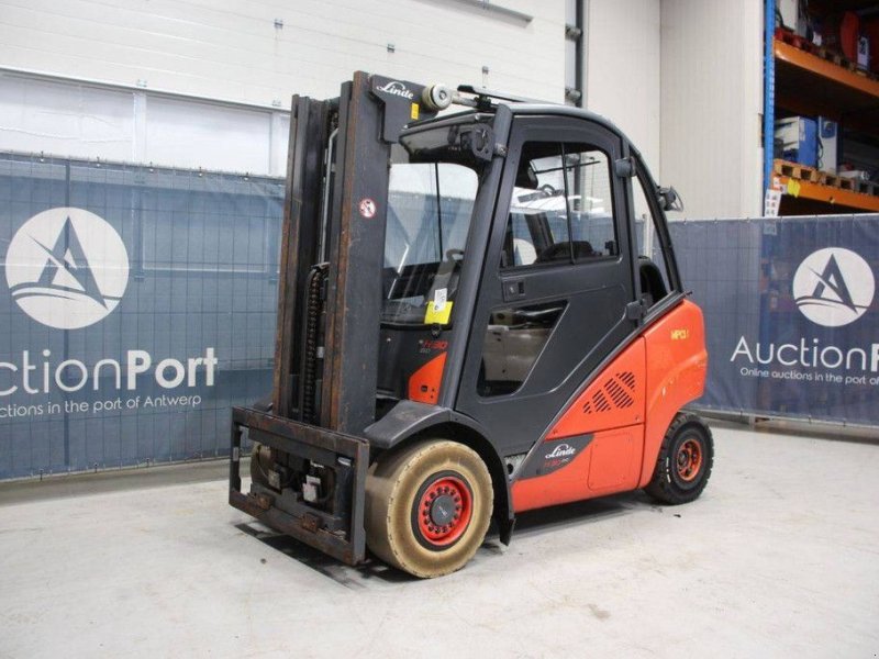 Frontstapler van het type Linde H30t-02, Gebrauchtmaschine in Antwerpen (Foto 1)