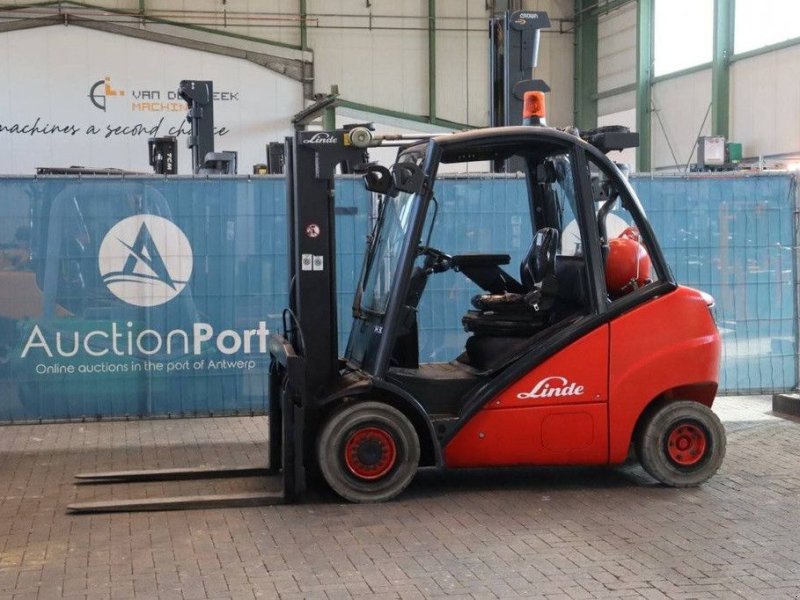 Linde H30T, Gebrauchtmaschine, Baujahr: 2006 (Bild 1) Frontstapler des Typs Linde H30T, Gebrauchtmaschine in Antwerpen (Bild 1)