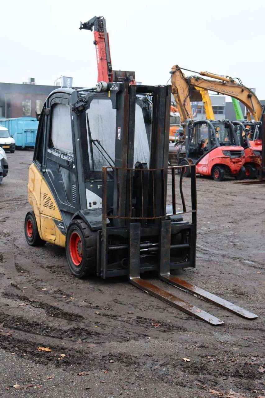 Frontstapler of the type Linde H30T, Gebrauchtmaschine in Antwerpen (Picture 8)
