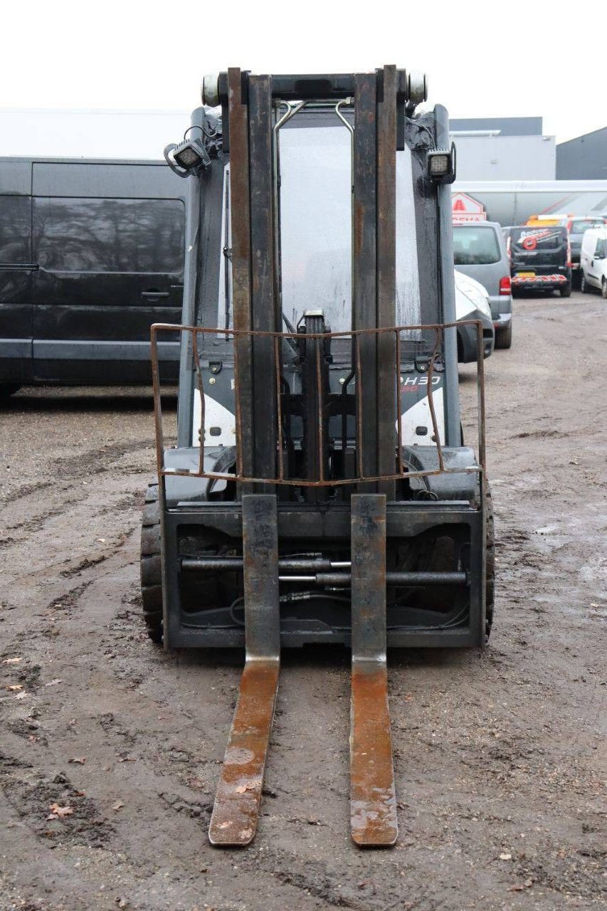 Frontstapler typu Linde H30T, Gebrauchtmaschine v Antwerpen (Obrázek 9)