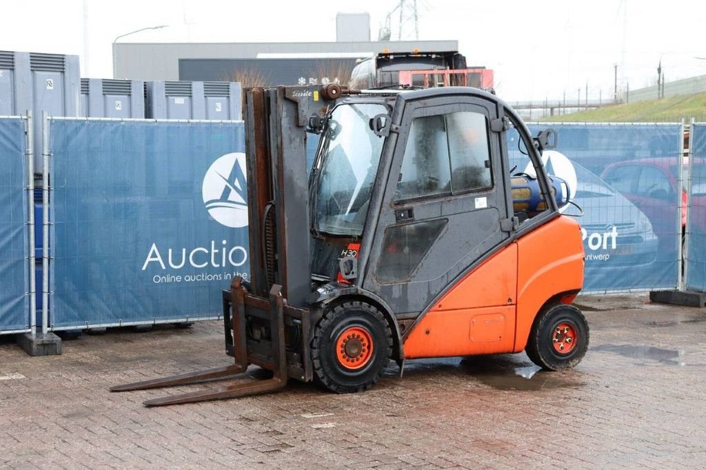 Frontstapler of the type Linde H30T, Gebrauchtmaschine in Antwerpen (Picture 10)
