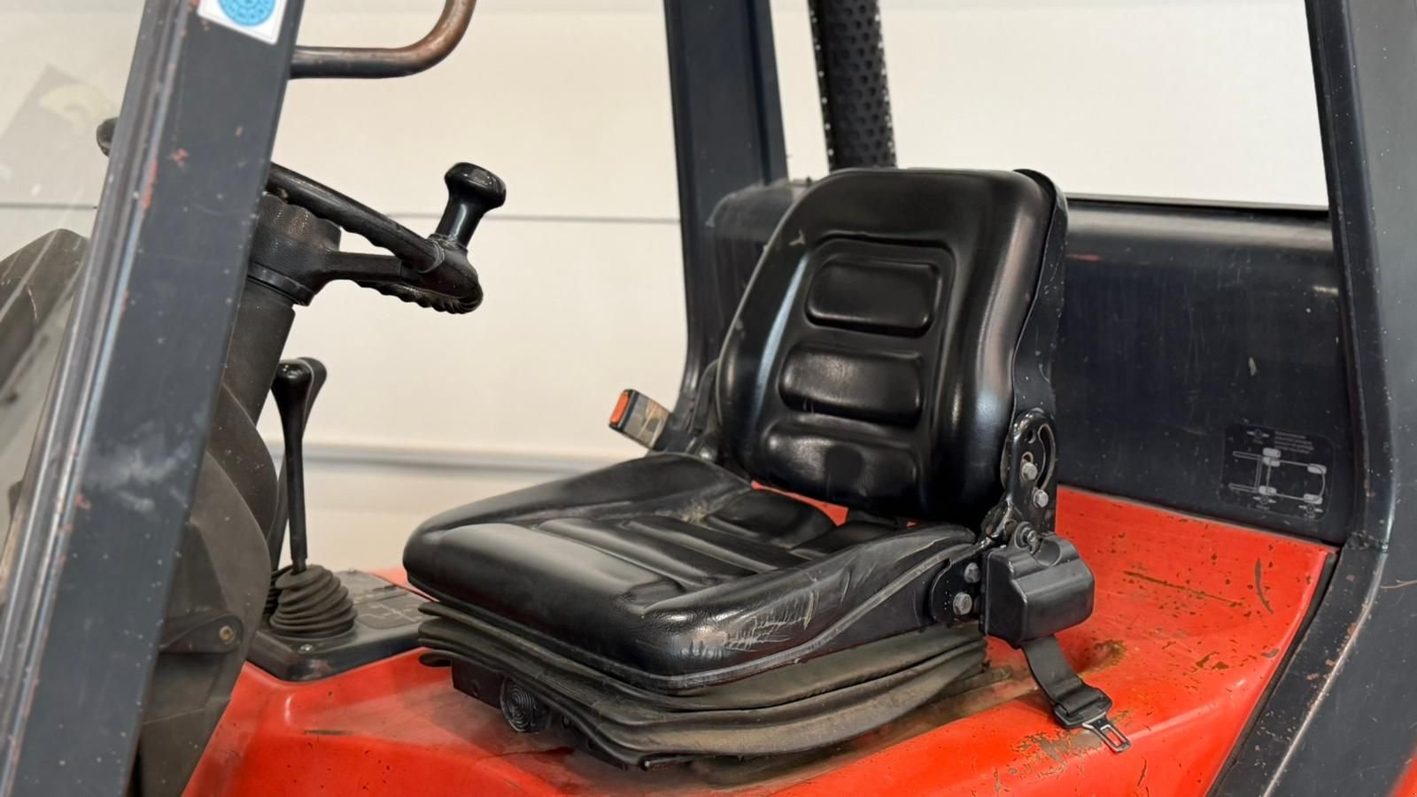 Frontstapler του τύπου Linde H30T, Gebrauchtmaschine σε Winterswijk (Φωτογραφία 7)