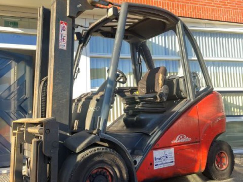 Linde H30T, Gebrauchtmaschine, Baujahr: 2003, Betriebsstunden / Hektar: 19769 (Bild 1) Frontstapler des Typs Linde H30T, Gebrauchtmaschine in Schijndel (Bild 1)