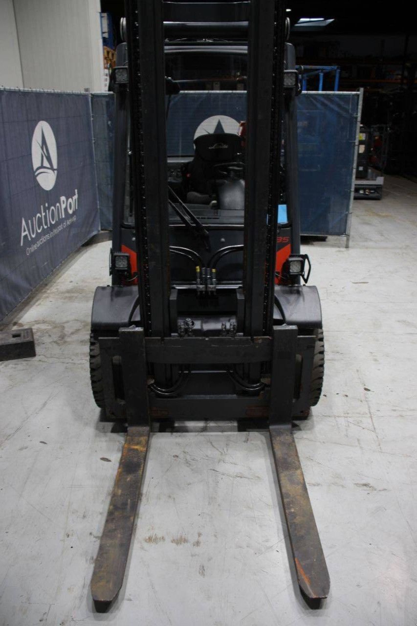 Frontstapler van het type Linde H35 EVO, Gebrauchtmaschine in Antwerpen (Foto 8)