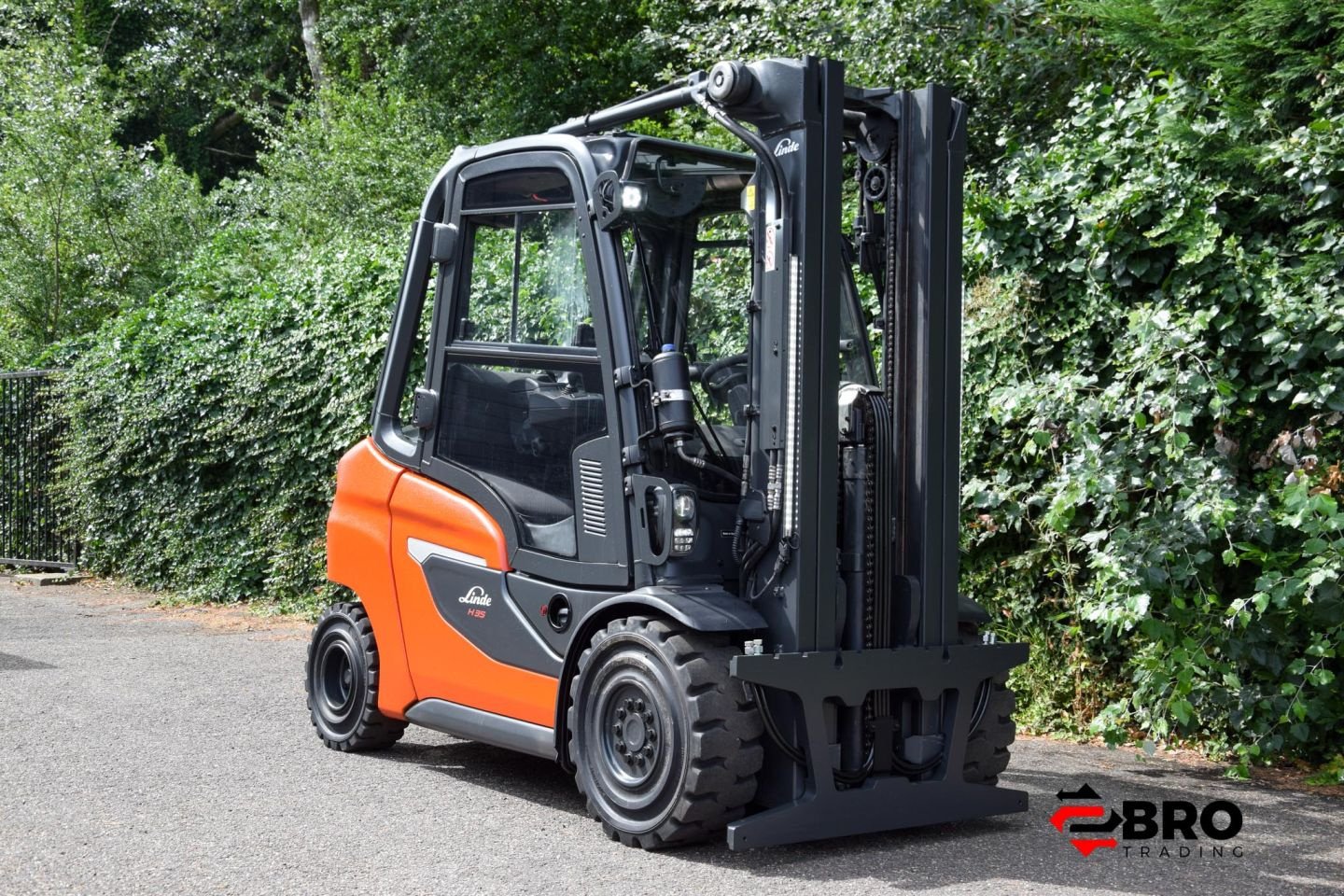 Frontstapler of the type Linde H35D-01 1202, Gebrauchtmaschine in mol (Picture 5)