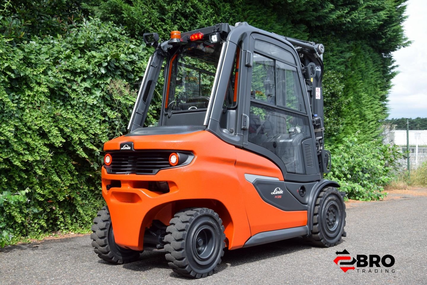 Frontstapler of the type Linde H35D-01 1202, Gebrauchtmaschine in mol (Picture 8)