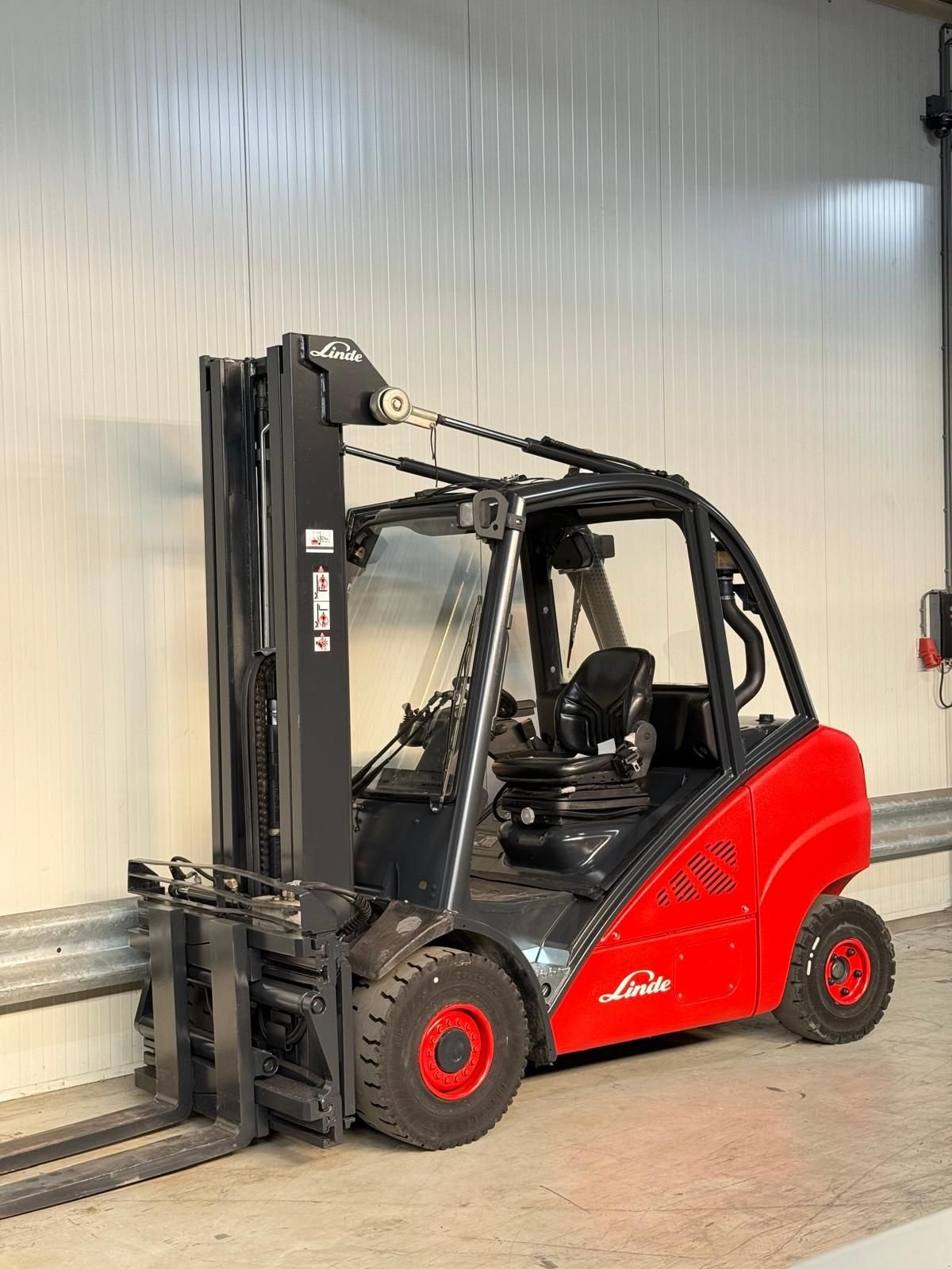 Frontstapler от тип Linde H35D-01, Gebrauchtmaschine в Vianen (Снимка 2)