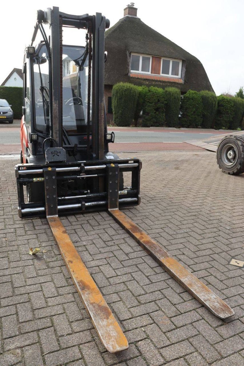 Frontstapler typu Linde H35D-01, Gebrauchtmaschine v Antwerpen (Obrázok 7)