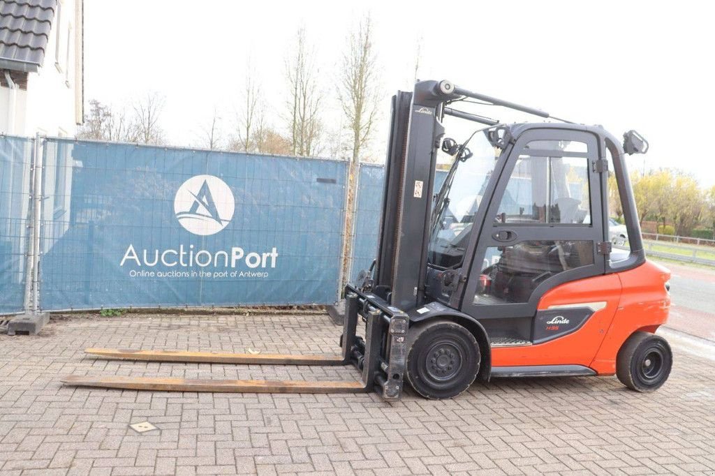 Frontstapler типа Linde H35D-01, Gebrauchtmaschine в Antwerpen (Фотография 1)