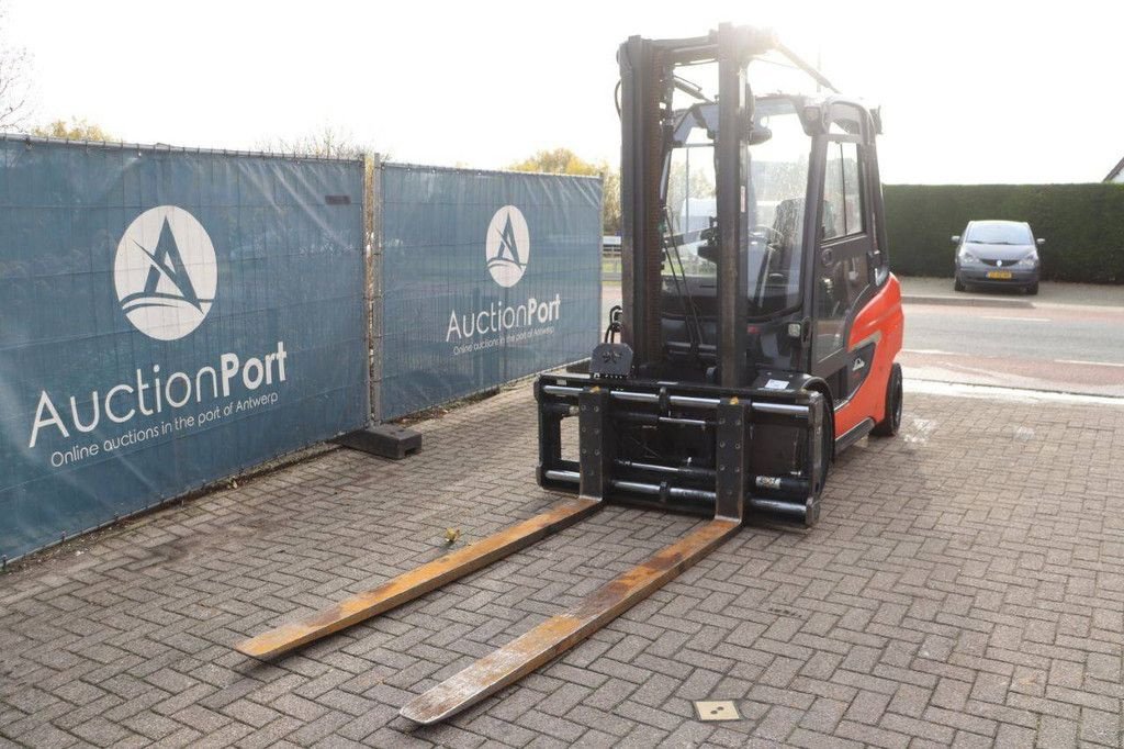 Frontstapler Türe ait Linde H35D-01, Gebrauchtmaschine içinde Antwerpen (resim 9)